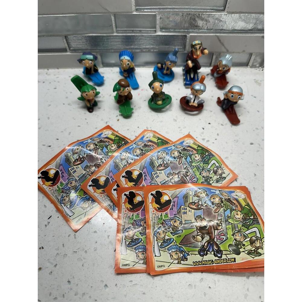 KINDER SURPRISE SET SKATERKIDS SKATERS 2008 FIGURES COLLECTIBLES + Papers - Picture 3 of 5